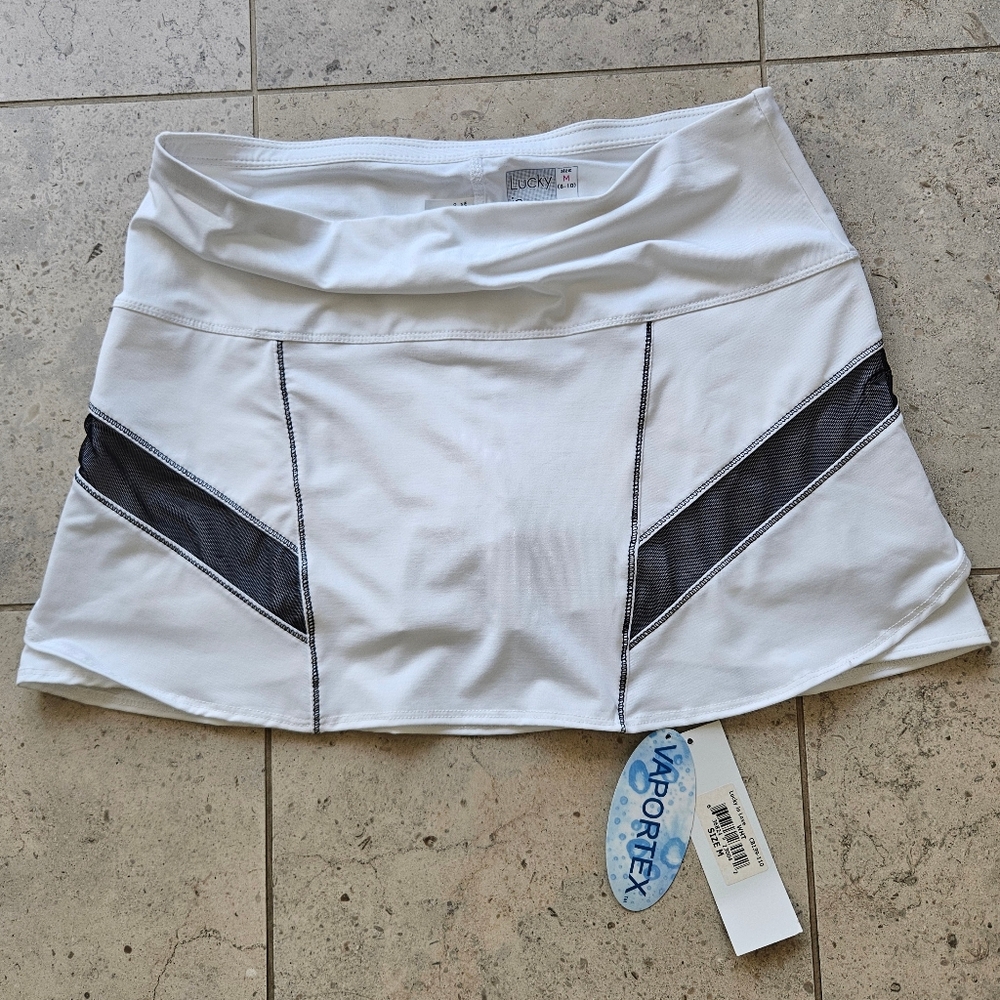 NWT LUCKY IN LOVE Tennis/ Pickleball Outfit Skirt - White With Black Trim